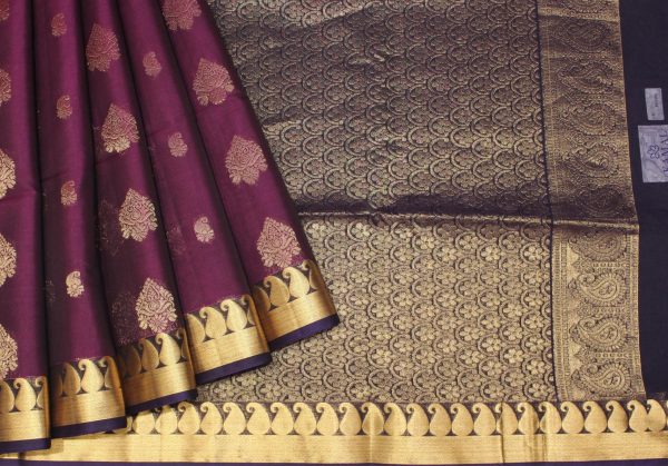 Handloom Pure Silk Cotton Saree in Dark Magenta