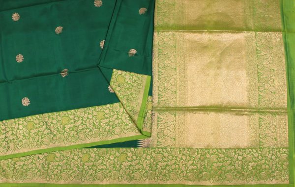 Handloom Pure Soft Silk Saree In Dark Bottle Green With Antique Zari