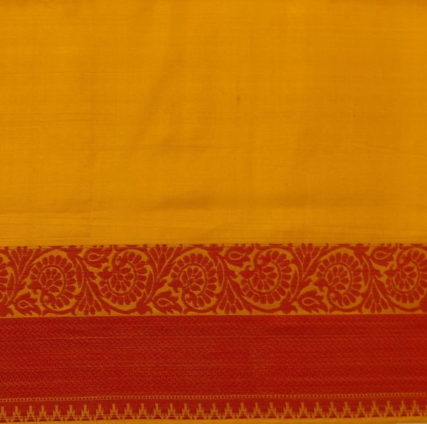 Handloom Soft Silk Saree with Threadwork