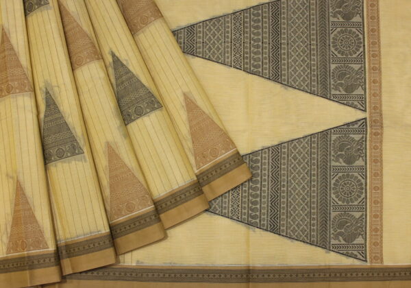 Beige Kovai Cotton Saree Temple Threadwork