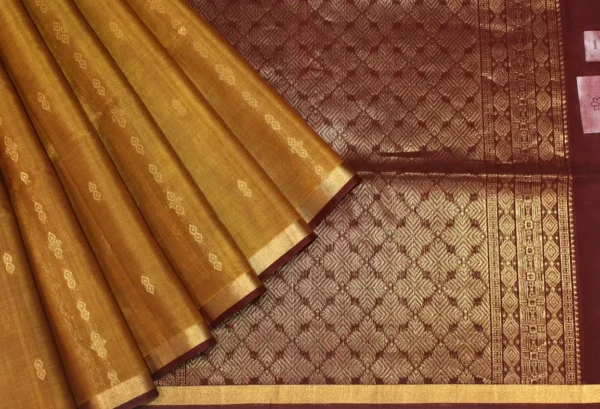 Pure Silk Cotton Saree In Marigold With Diamond Buttas