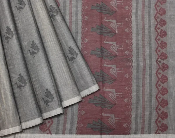 Ash Grey In Kovai Cotton Saree With Peacock Motifs
