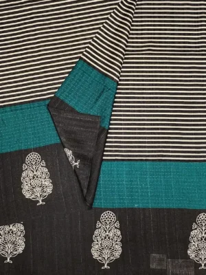 Close-up of floral buttas and striped pattern on Teal Green Semi Tussar Saree