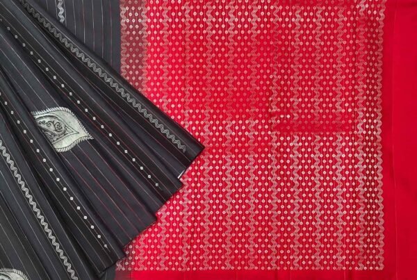 Handloom Pure Soft Silk Saree in Black with Dark Red Pallu