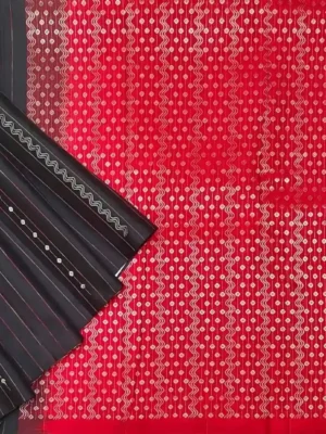 Handloom Pure Soft Silk Saree in Black with Dark Red Pallu