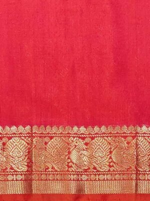 HANDLOOM-PURE-SOFT-SILK-SAREE-IN-POCHAMPALLY-2-min.jpg