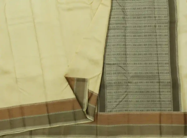 Pure Handloom Soft silk White Saree With Threadwork