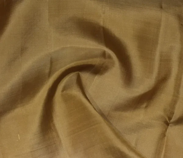 Pure Soft Silk Saree In Coral Pink With Small Buttas
