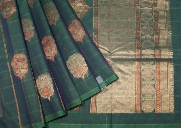 Pure Handloom Kovai Cotton Saree In Bottle Green Shade