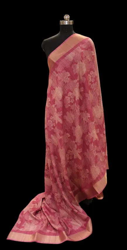 Dola Silk Saree In Dusty Pink