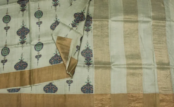 Pure Tussar Silk Saree In Ivory Biege