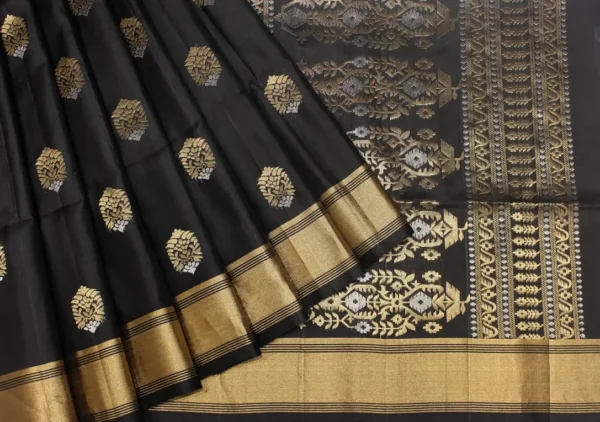 Pure Handloom Signature Soft Silk Saree In Jet Black