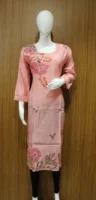 Pinkish Grey In Kurti With Floral Tread Embroided