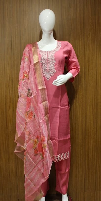 Dusky Rose Salwar Set In Thread Work With Printed Dupatta